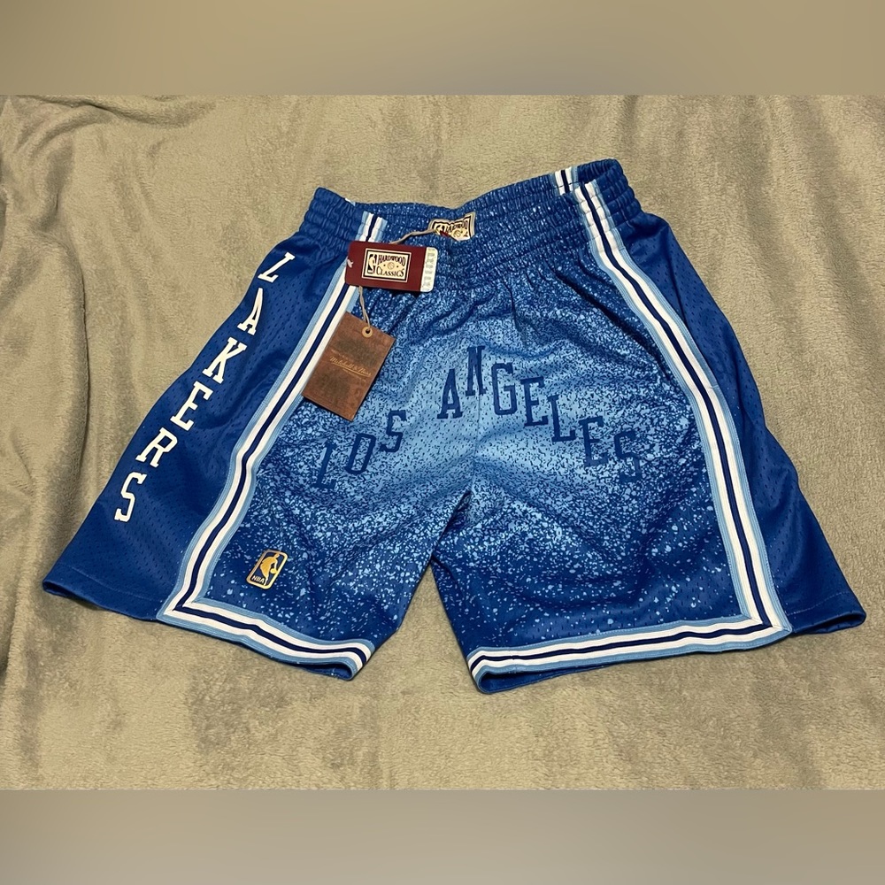 New NBA Mitchell Ness LA Lakers blue shorts Los Angeles Hardwood Classics Size M